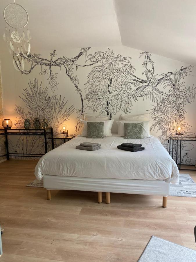 La Chaumeauniere Bed and Breakfast Aigrefeuille-dʼAunis Eksteriør billede